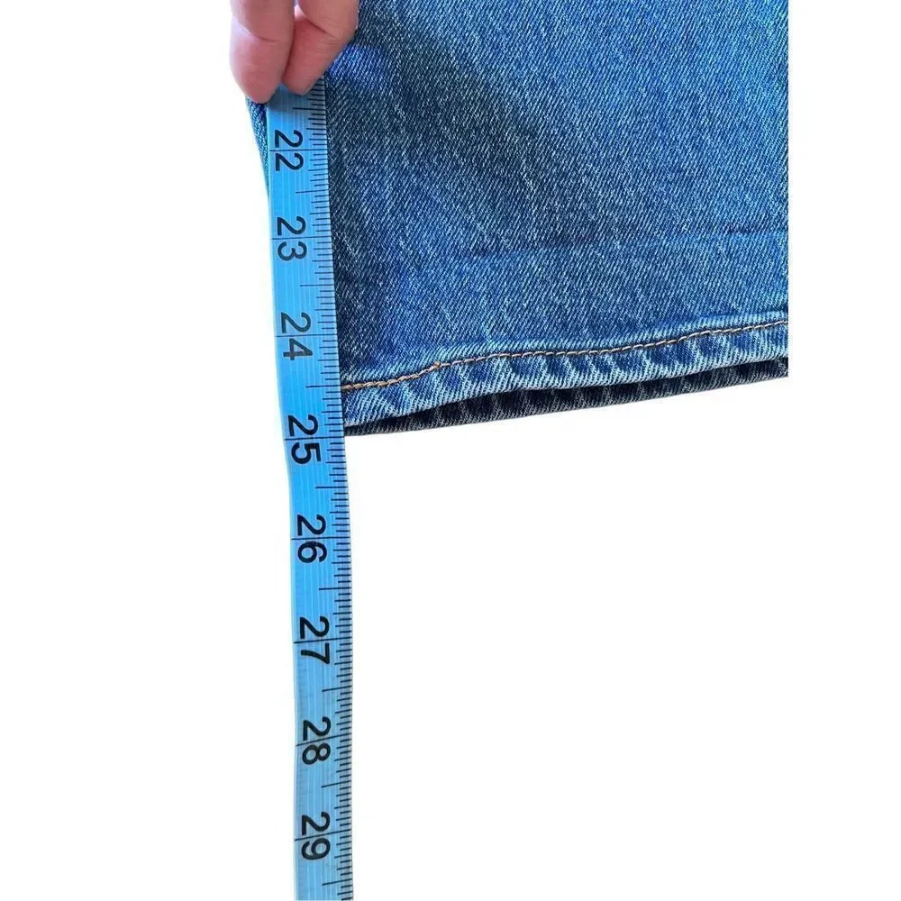 Levi’s jeans Straight Wedgie women’s size 24X25‎